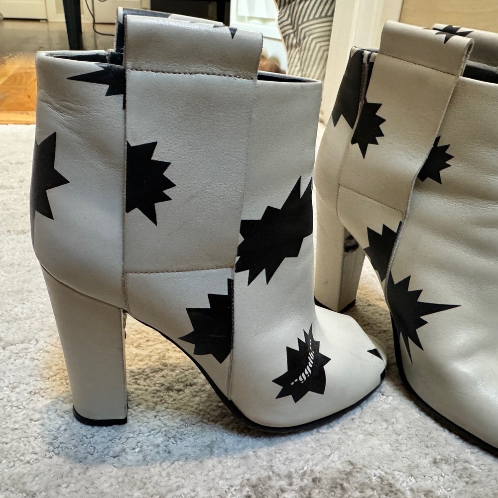Golden Goose Nui open toe booties